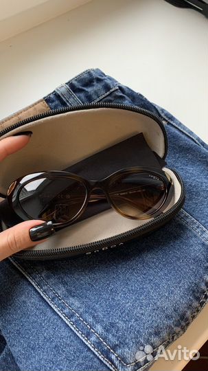 Солнцезащитные очки Vogue