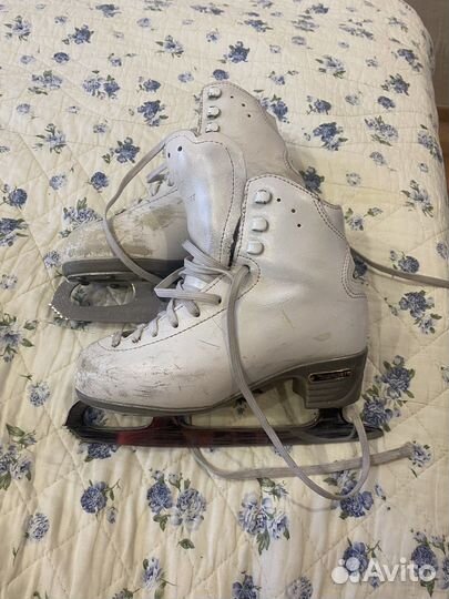 Фигурные коньки risport 210
