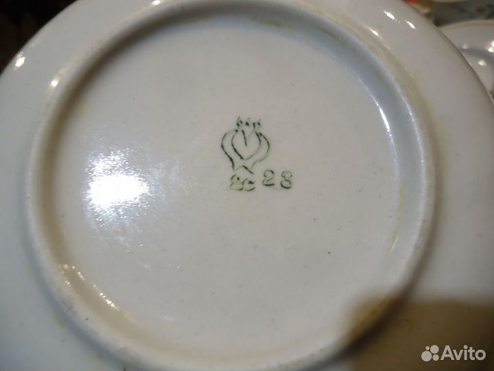 Часть чайного сервиза