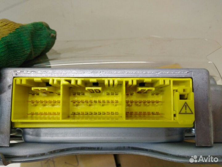 Блок управления airbag передний Lexus Lx 2