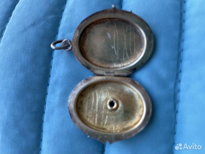 Кулон локет