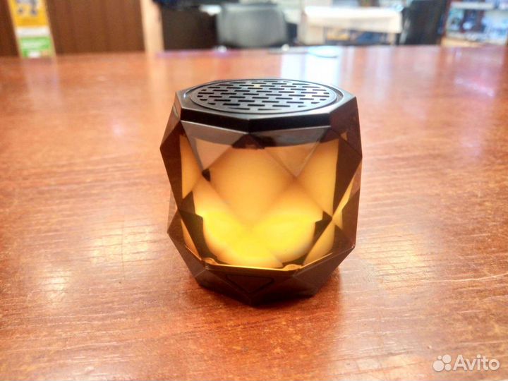 Портативная колонка