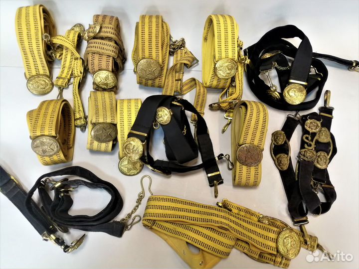 Амуниция пряжки, ремни, шевроны, эмблемы,фуражки