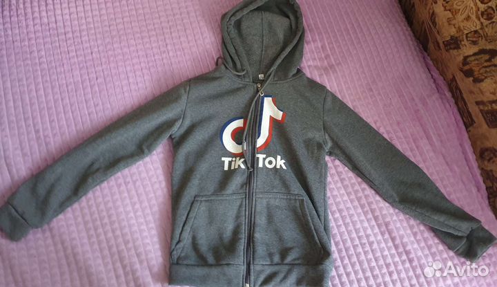 Толстовка с капюшоном для мальчика