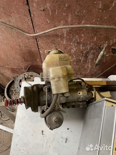 Блок ABS (насос) для VW Passat B3