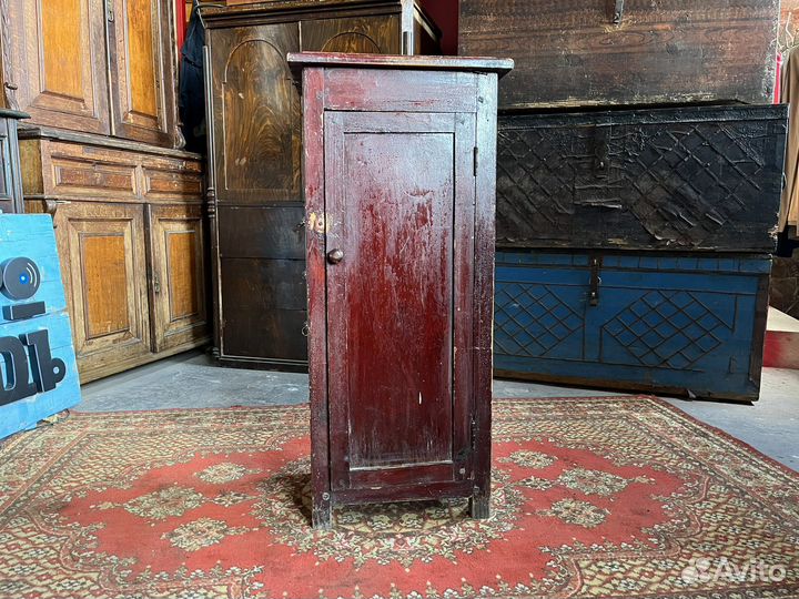 Граммофонная тумба