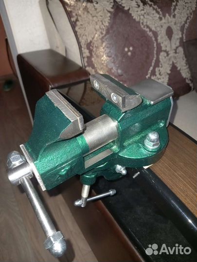 Тиски слесарные СССР