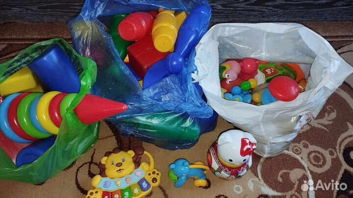 Детские игрушки пакетом