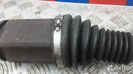 Привод передний правый BMW 5 F10/F11 (3BA12N101)