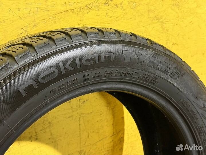 Nokian Tyres Hakkapeliitta R3 215/55 R17 98R