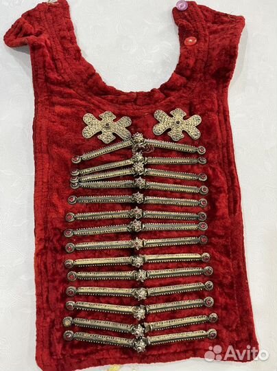 Нагрудник старинный