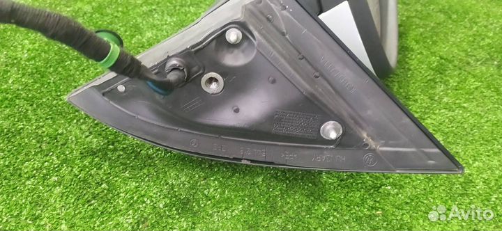 Зеркало левое Volkswagen Passat Cc 2.0 дизель 2009