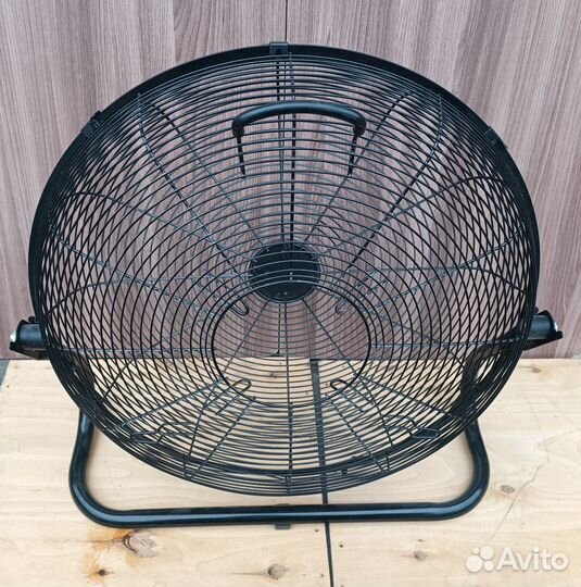 Вентилятор напольный 50 см