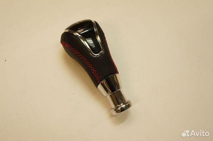 Ручка кпп Приора 1 верх красная строчка