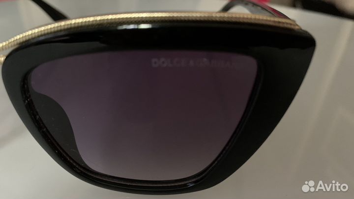 Солнцезащитные очки Dolce & Gabbana