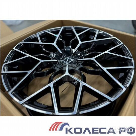 Кованые диски R23 на Zeekr 001