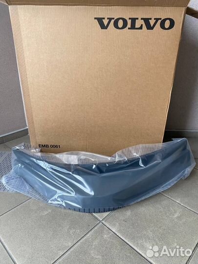 Volvo FH губа бампера