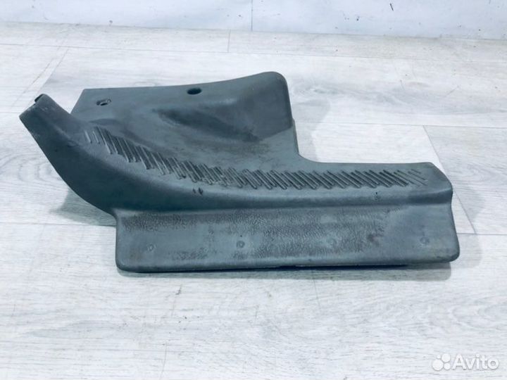 Накладка на порог задняя правая Hyundai Santa Fe