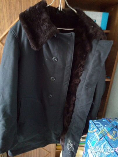 Дубленка.цвет черный