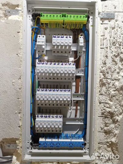 Электромонтажные работы в квартире,доме.Электрик