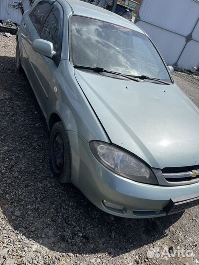 Chevrolet Lacetti хэтчбек 1.6 механика на запчасти