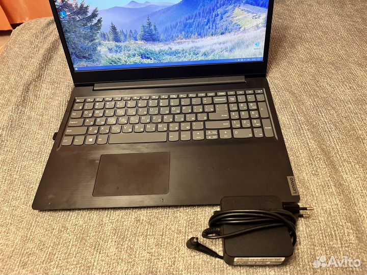 Ноутбук lenovo