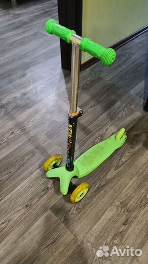 Самокат детский трехколесный бу