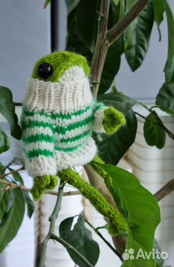 Вязаная игрушка - Лягушка. На заказ