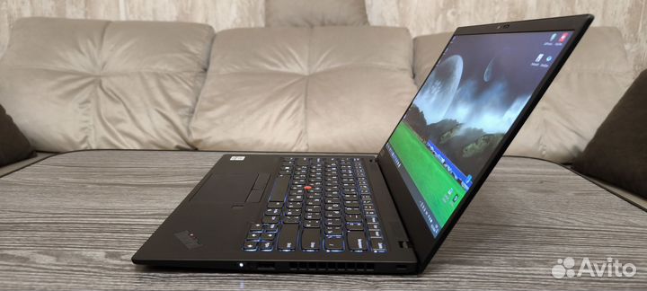 Lenovo Thinkpad X1 Carbon Gen8