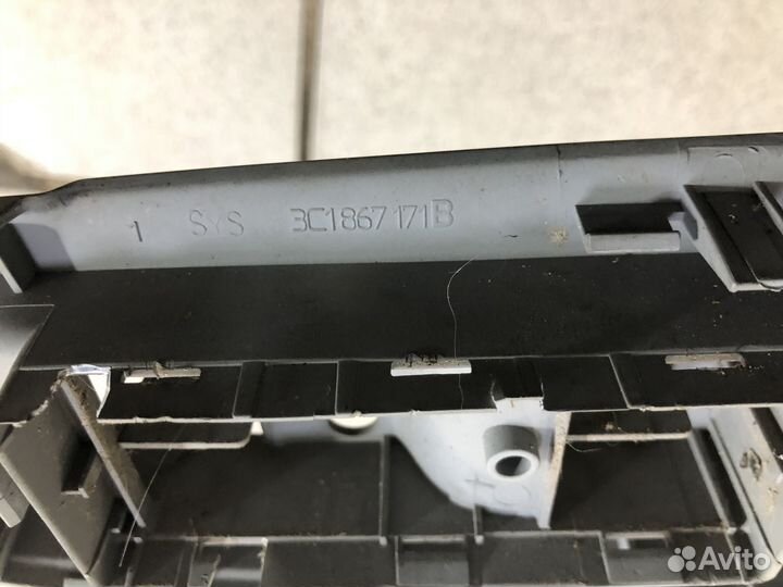 Накладка блока стеклоподъемников VW Passat B6