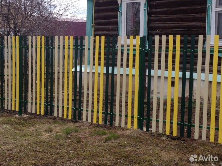 Забор из штакетника