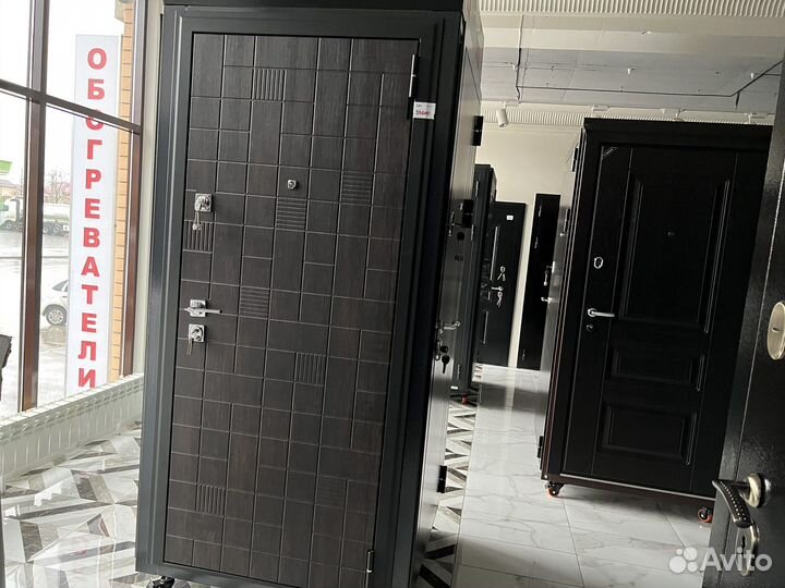 Двери входные