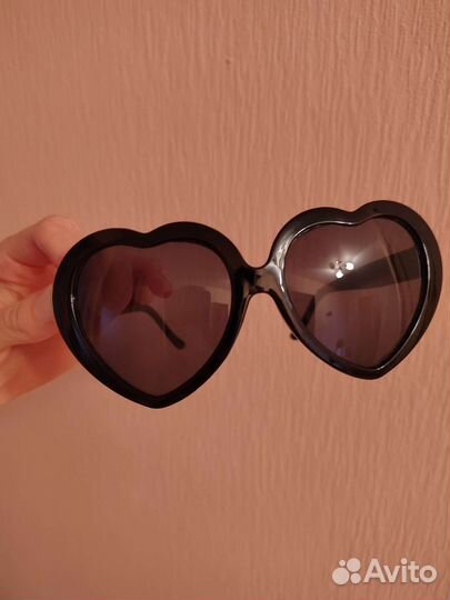 Солнечные очки новые