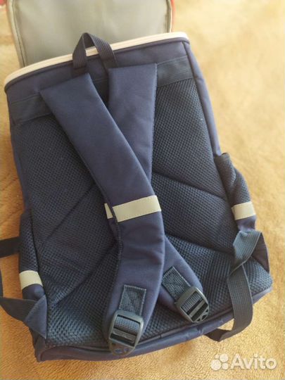 Рюкзак школьный новый