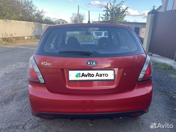 Kia Rio 1.4 AT, 2011, 109 000 км