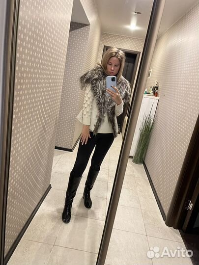 Кожаная жилетка с мехом