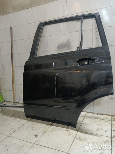 Задняя левая дверь Ссанг енг Кайрон ssangyong
