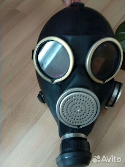 Противогаз