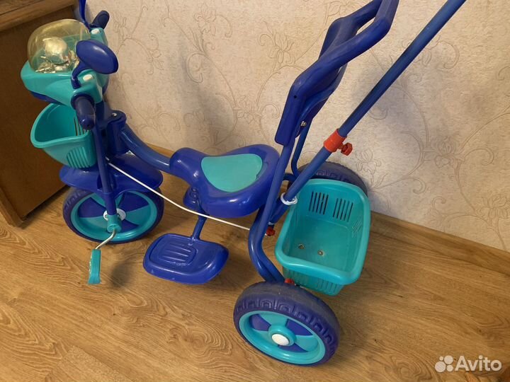 Детский велосипед трехколесный с ручкой