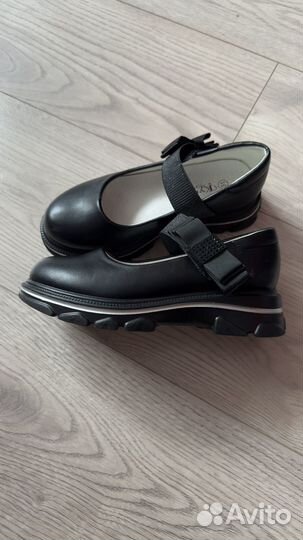 Туфли для девочки 31р