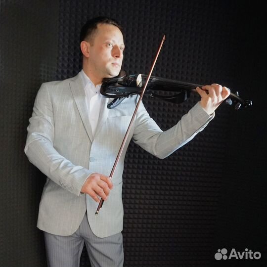 Музыкант скрипач