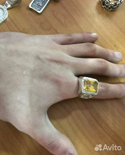 Серебряный перстень