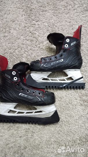 Хоккейные коньки bauer