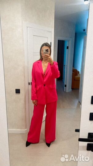 Брючный костюм женский
