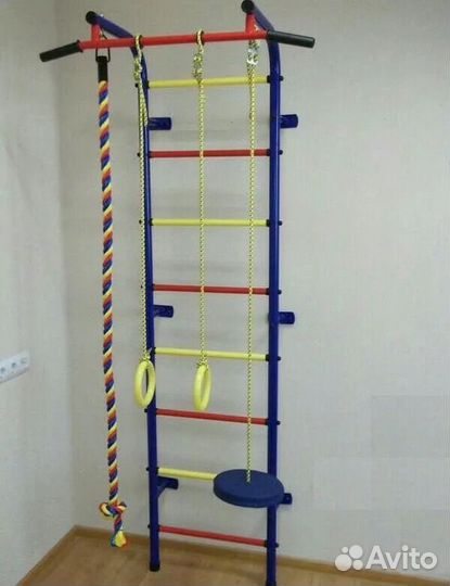 Шведская стенка с турником бу