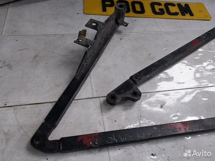 Тяга левая правая BMW M5 F10