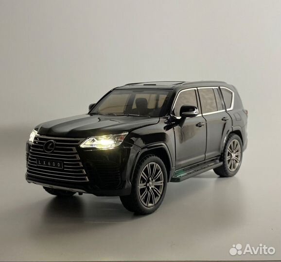 Модель металлическая Lexus LX 600