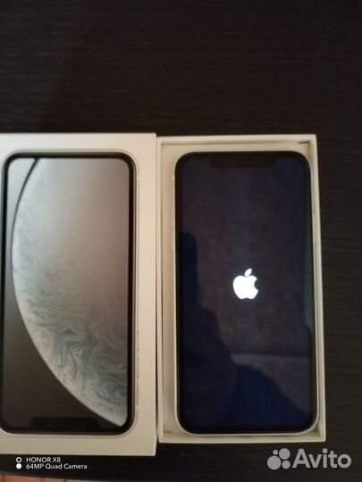 iPhone Xr, 64 ГБ
