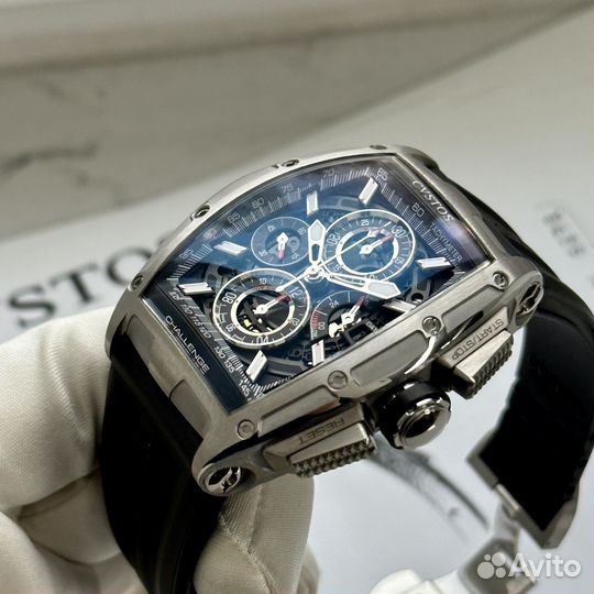 Часы cvstos Challenge II