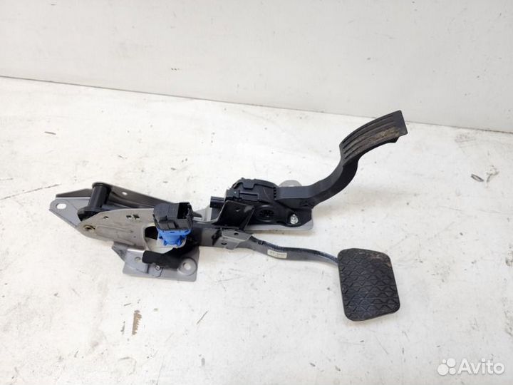 Педаль газа Mazda 3 BL 2008-2012